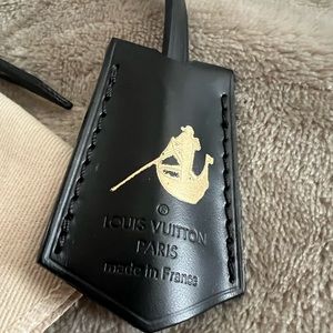 Louis Vuitton key clochette